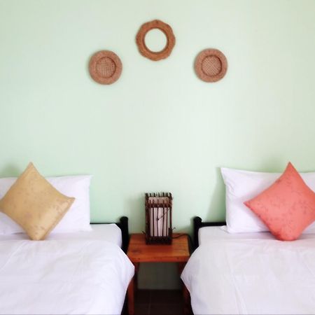 Yen Aura Boutique Hotel Chiang Mai Bagian luar foto